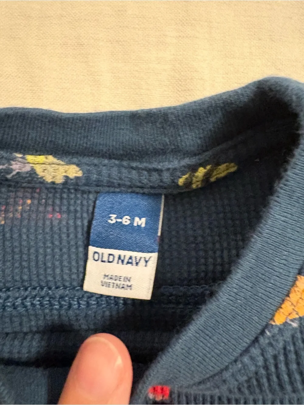 Old Navy 3-6M Navy Bug Print Shirt & Shorts Set